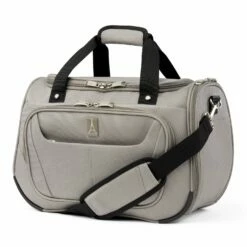 Travelpro Maxlite® 5 Soft Tote 32 Travelpro Maxlite® 5 Soft Tote -Travelpro Sales 401170335 front 1500x1500 f3a2c67