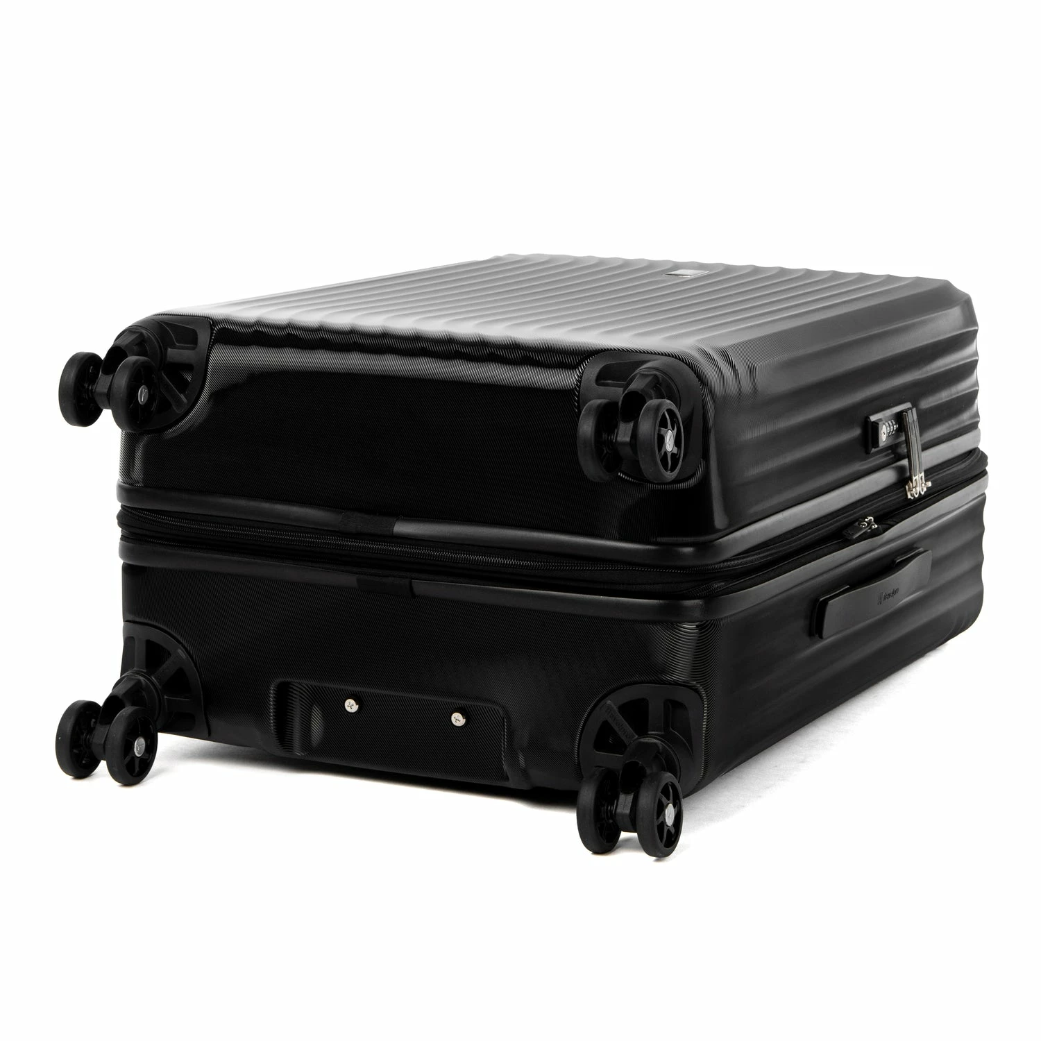 Travelpro Maxlite® Air Carry-On / Medium / Large Hardside Set 14 Travelpro Maxlite® Air Carry-On / Medium / Large Hardside Set - Image 12