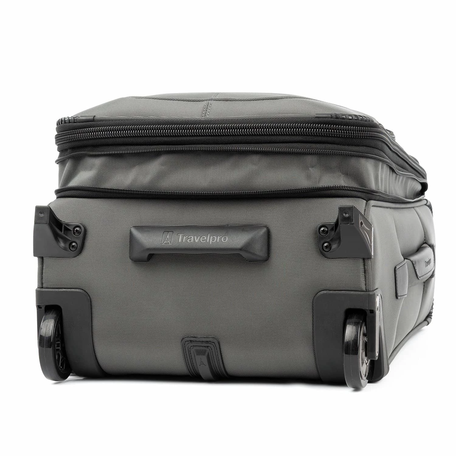 Travelpro Crew™ VersaPack™ Global Carry-On Expandable Rollaboard® 19 Travelpro Crew™ VersaPack™ Global Carry-On Expandable Rollaboard® - Image 17