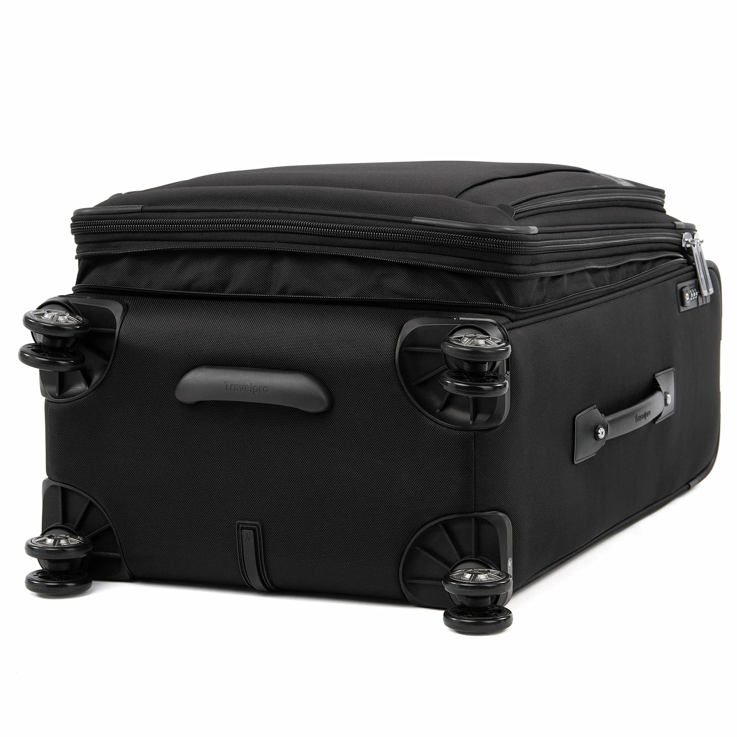 Travelpro Platinum® Elite First Class Luggage Set 13 Travelpro Platinum® Elite First Class Luggage Set - Image 11