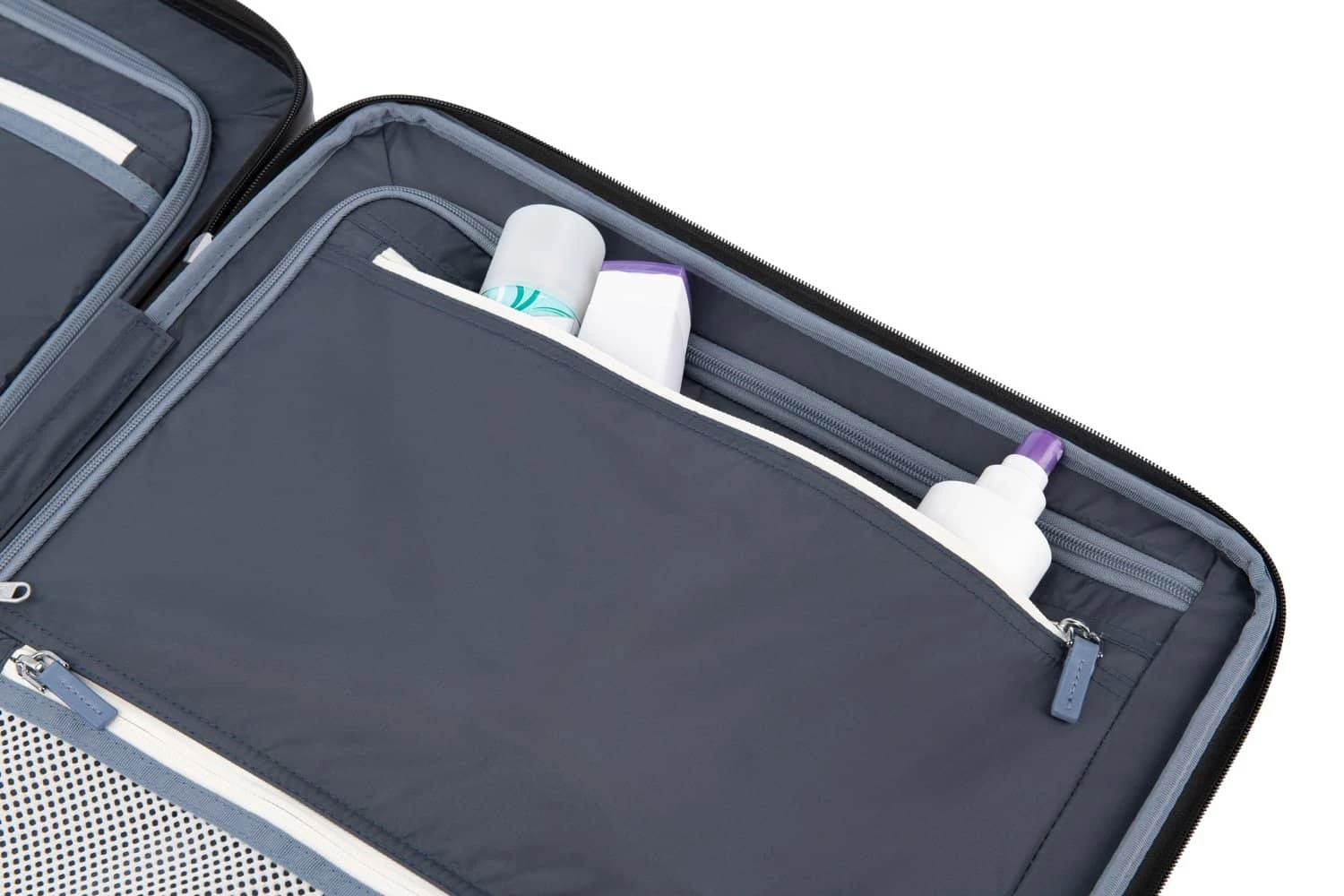 Travelpro Platinum® Elite Medium Check-In Expandable Hardside Spinner 17 Travelpro Platinum® Elite Medium Check-In Expandable Hardside Spinner - Image 15