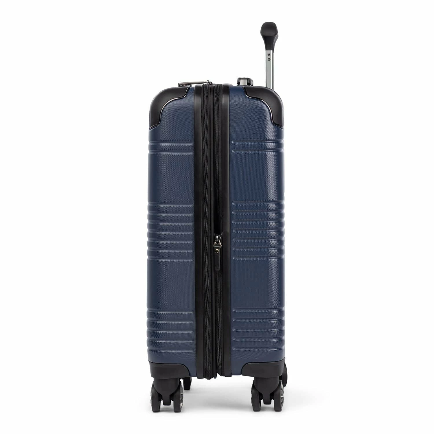 Travelpro Roundtrip® Carry-On / Medium Check-In Hardside Set 22 Travelpro Roundtrip® Carry-On / Medium Check-In Hardside Set - Image 20